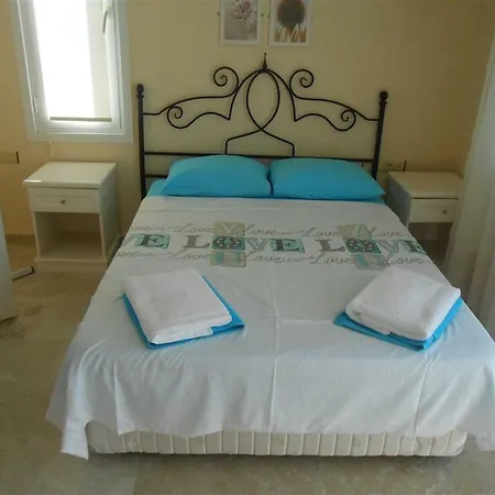 Villa Lisa Park Villas *